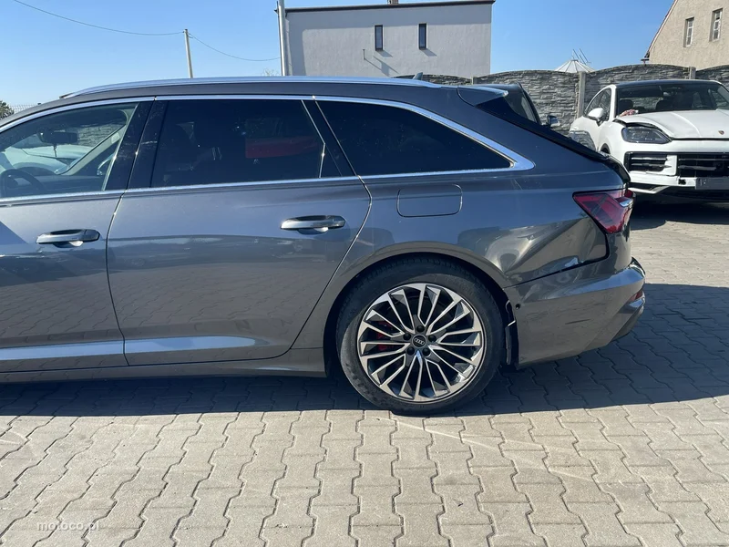 Audi A6 C8 8