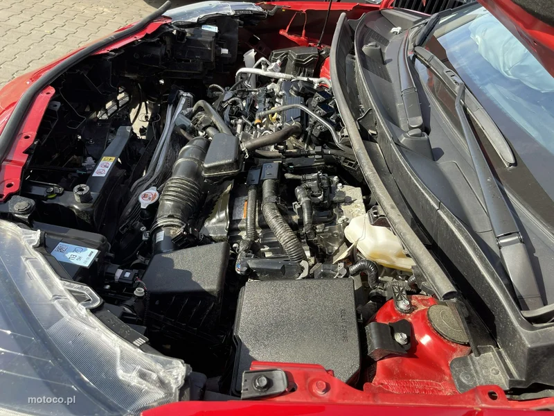 Toyota Yaris Cross XP210 12