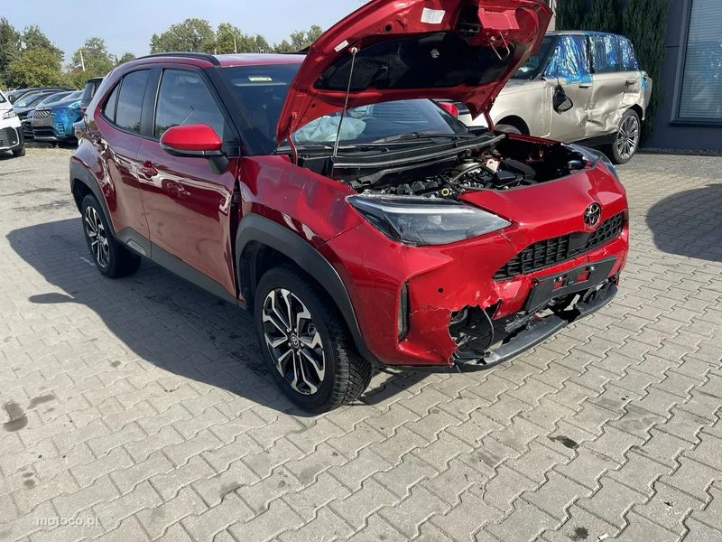 Toyota Yaris Cross XP210 3