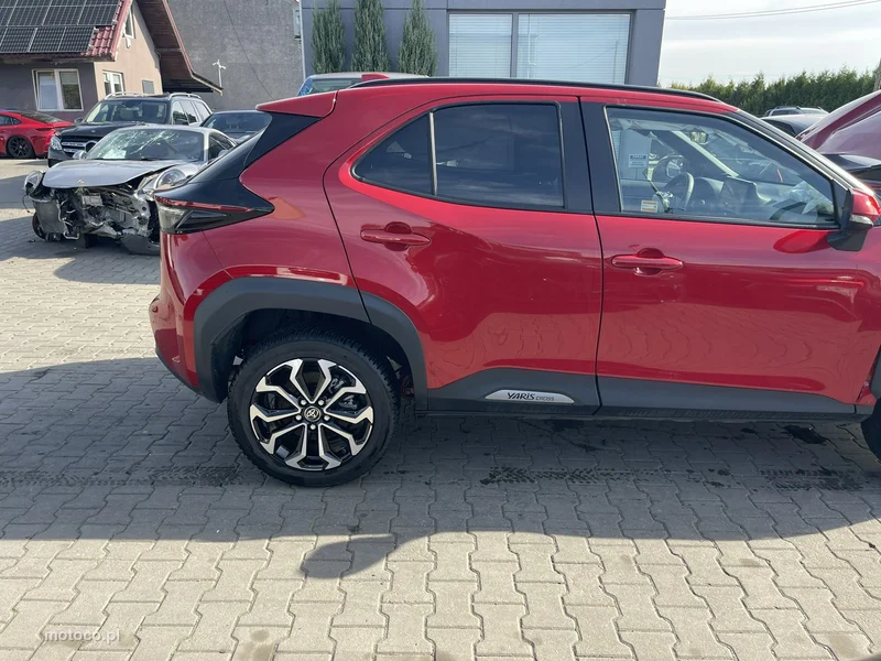 Toyota Yaris Cross XP210 5