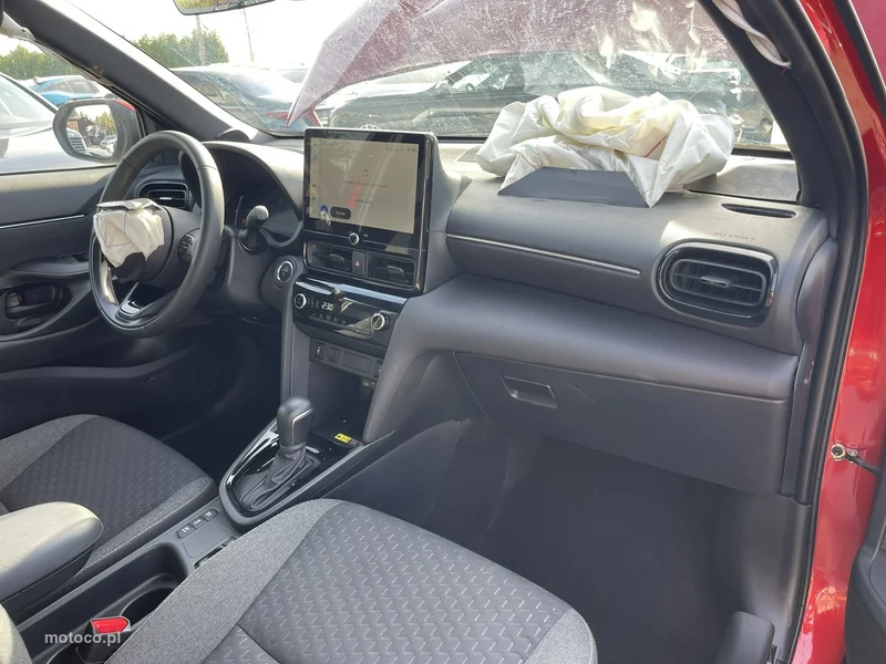 Toyota Yaris Cross XP210 9