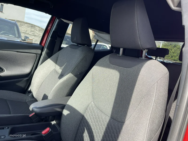 Toyota Yaris Cross XP210 10