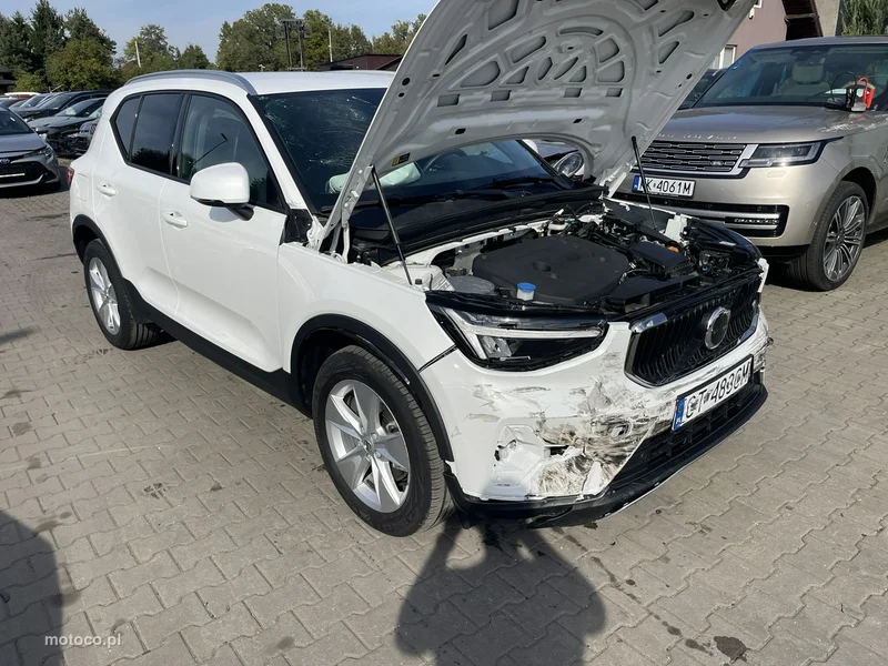 Volvo XC 40 3