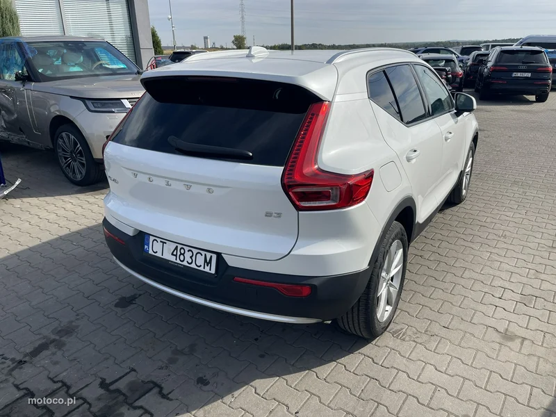 Volvo XC 40 4