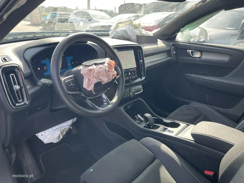 Volvo XC 40 6