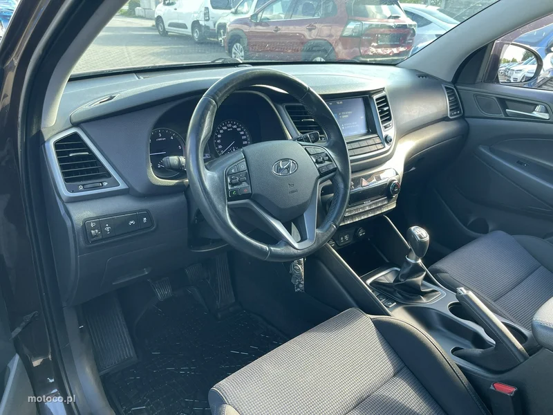 Hyundai TUCSON 8