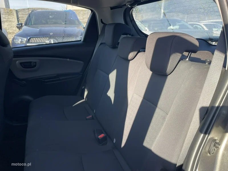 Toyota Yaris XP130 13