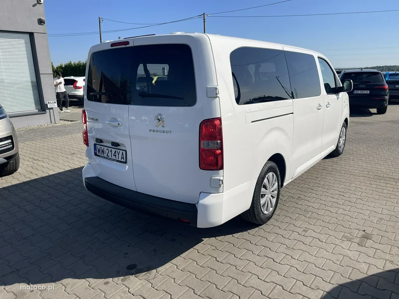 Peugeot Traveller 2