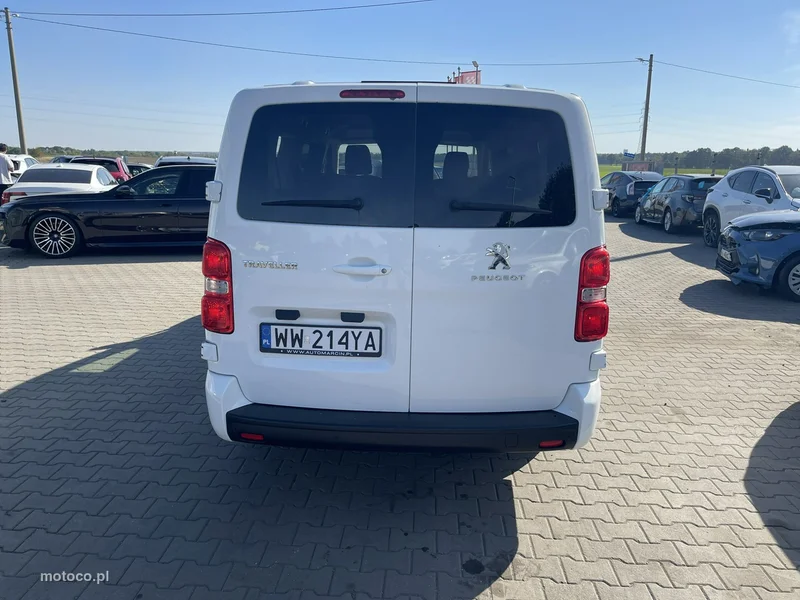Peugeot Traveller 3
