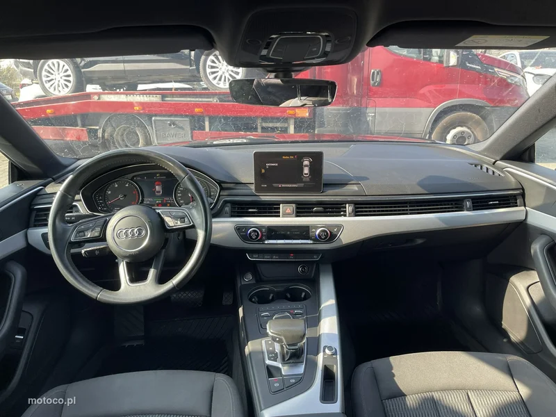Audi A5 F5 7