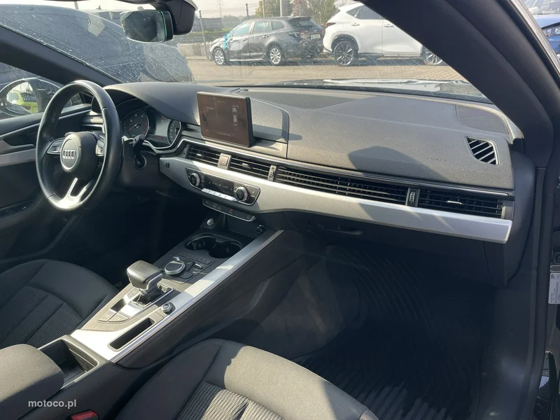 Audi A5 F5 8