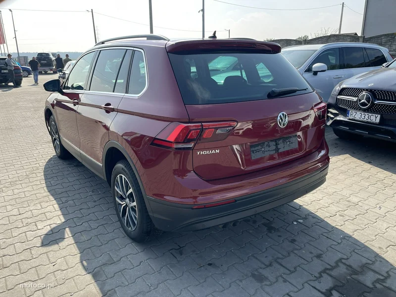 Volkswagen Tiguan AD 4