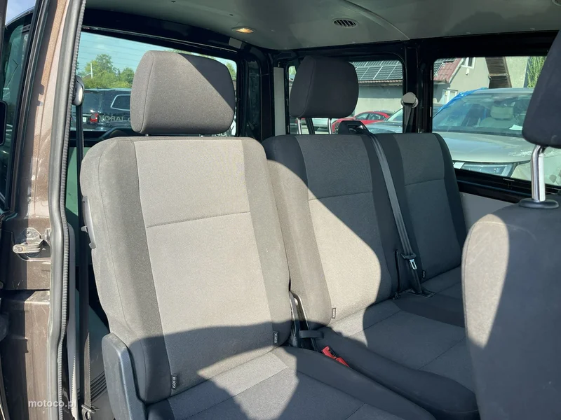 Volkswagen Transporter 13