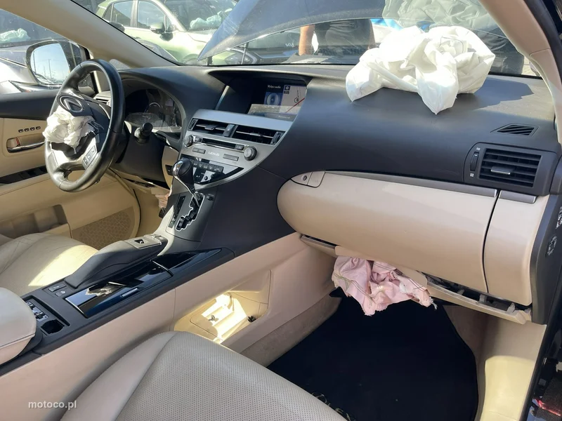 Lexus RX 13