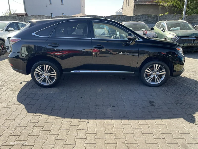 Lexus RX 8