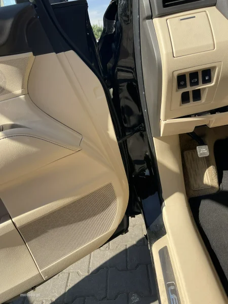 Lexus RX 9