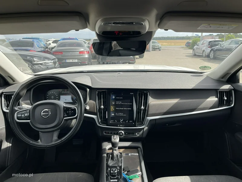 Volvo V90 Cross Country 10