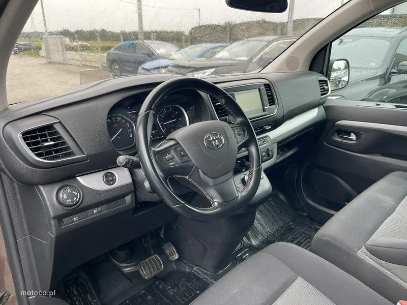 Toyota Proace (Verso) 8