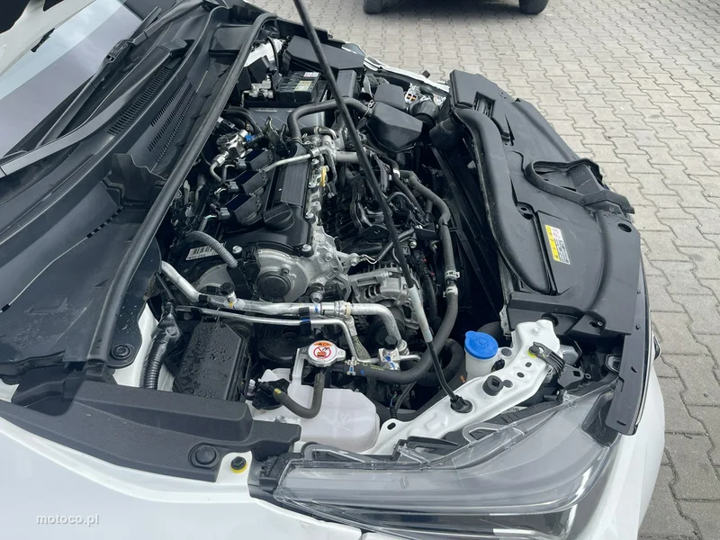 Toyota Corolla E210 11