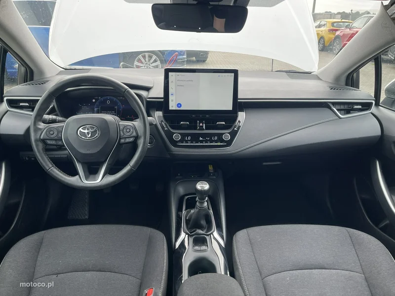 Toyota Corolla E210 6