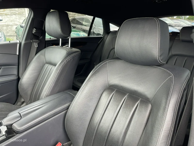 Mercedes-Benz CLS C218 CLS 350 18