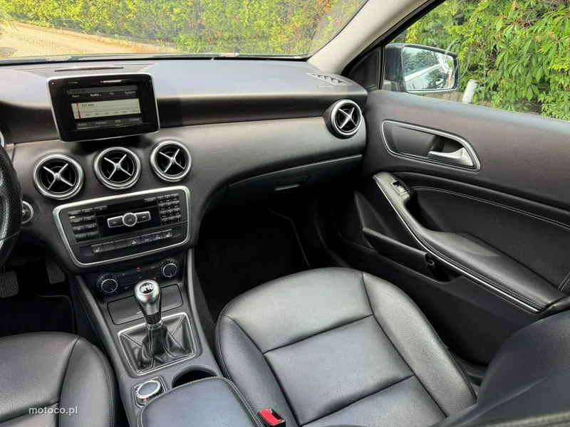 Mercedes-Benz Klasa A W176 A 200 7
