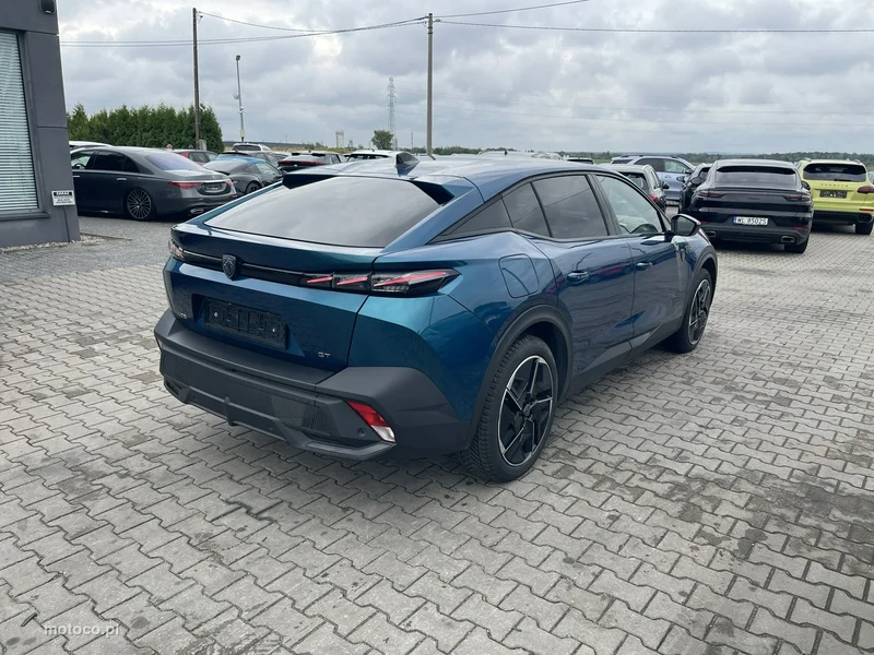 Peugeot 408 2