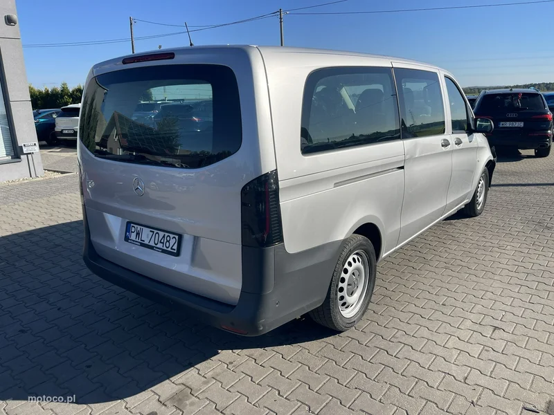 Mercedes-Benz Vito 4