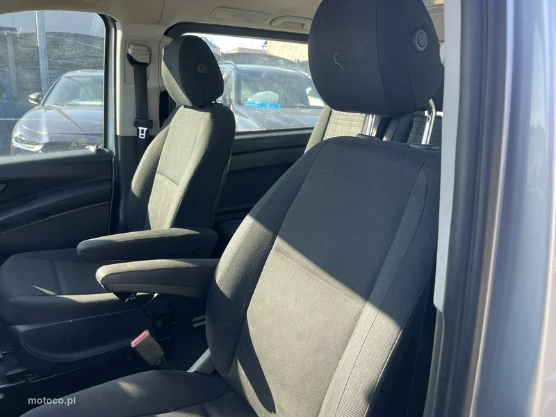 Mercedes-Benz Vito 10