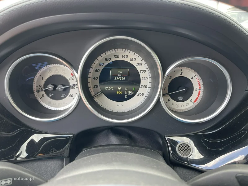 Mercedes-Benz CLS C218 350 12