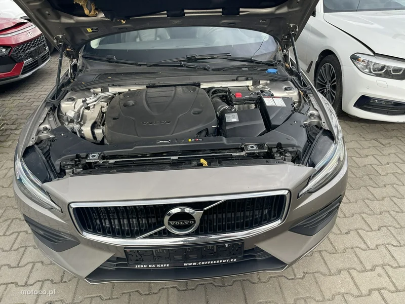 Volvo V60 16