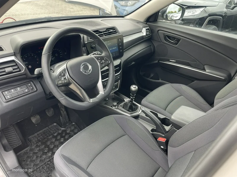 Ssangyong Tivoli 7