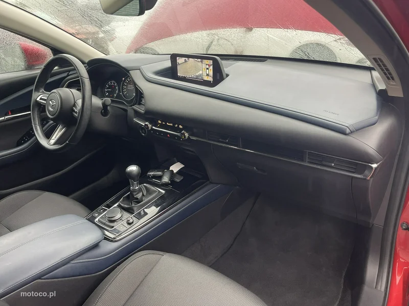 Mazda CX-30 11