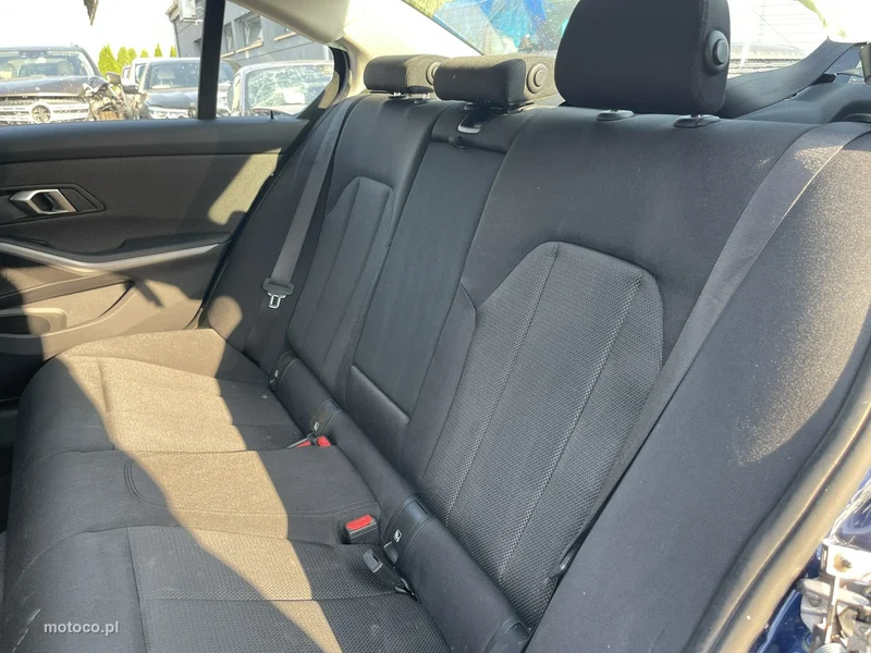 BMW Seria 3 G20 330 14
