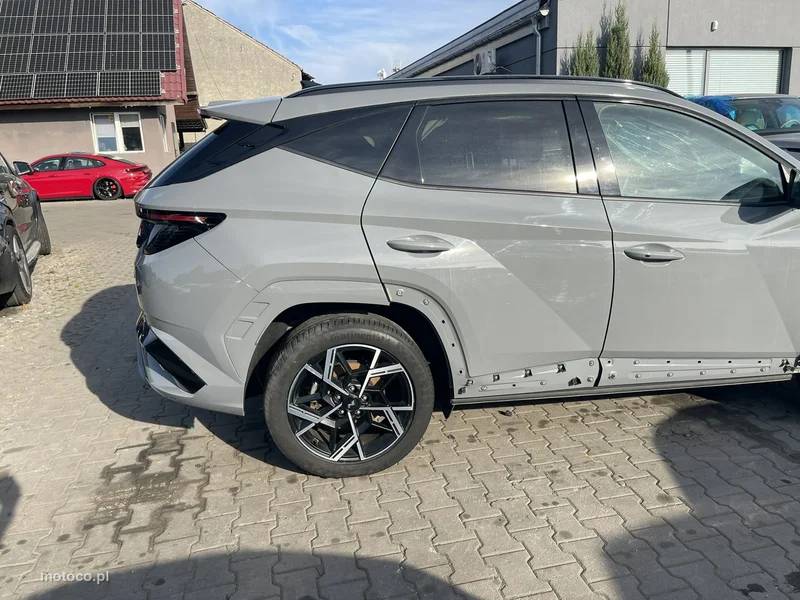 Hyundai TUCSON 2