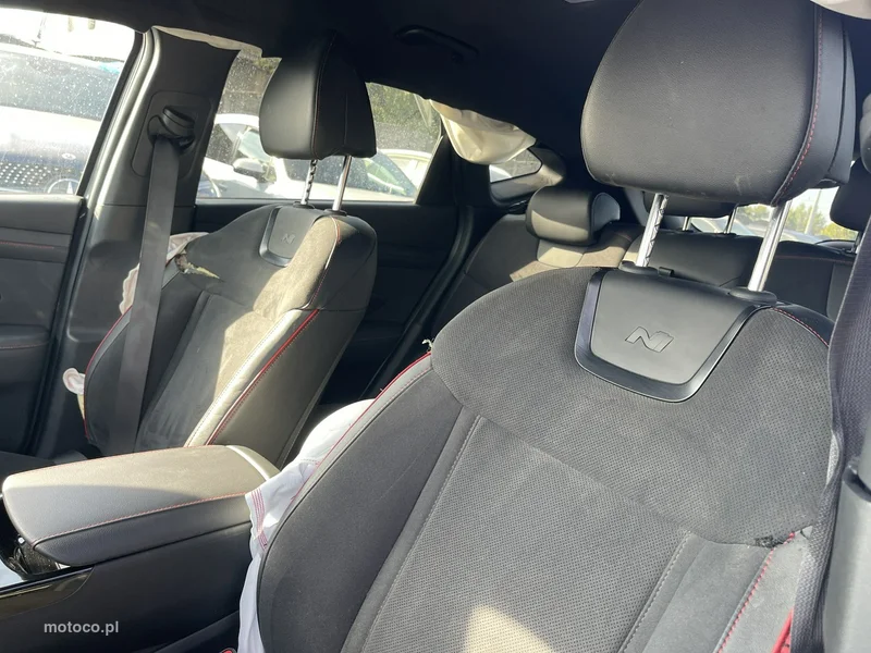 Hyundai TUCSON 12
