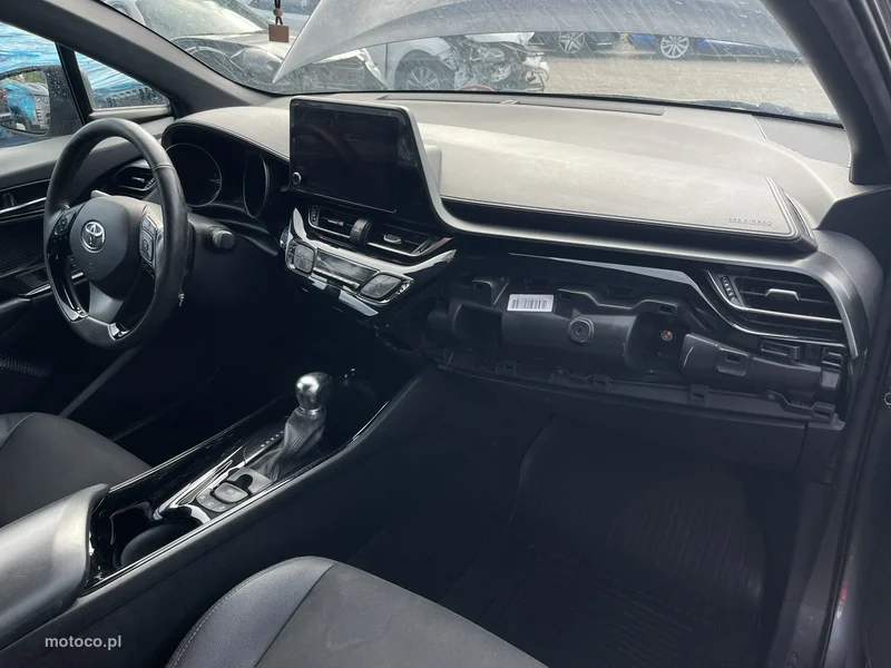 Toyota C-HR II 10