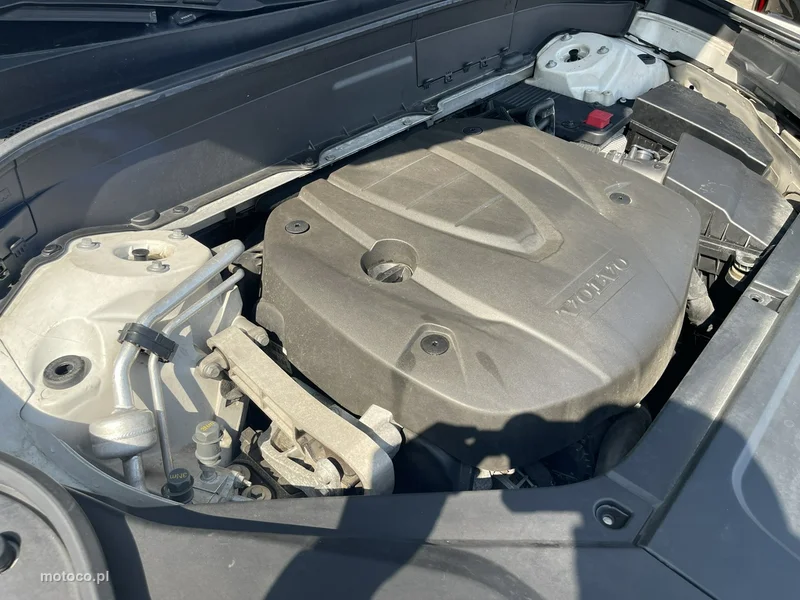 Volvo XC 90 16
