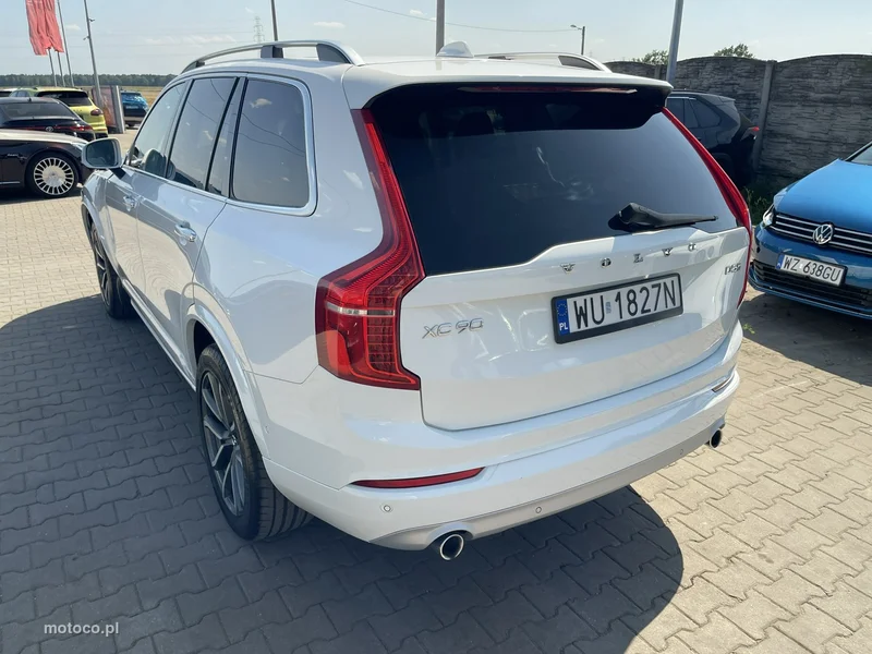 Volvo XC 90 4