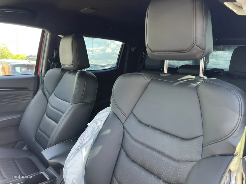 Isuzu D-Max 9
