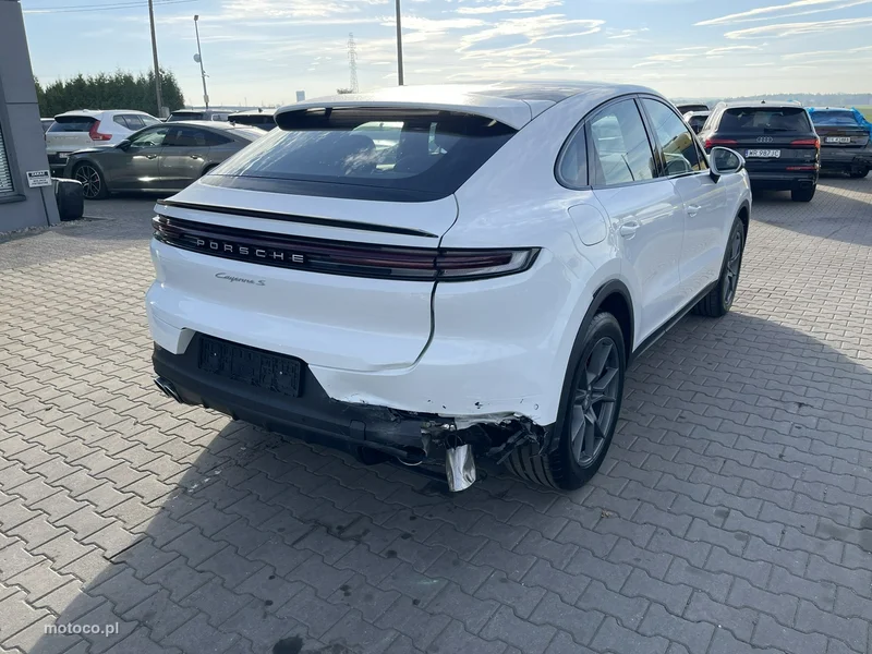 Porsche Cayenne 9YA S 4