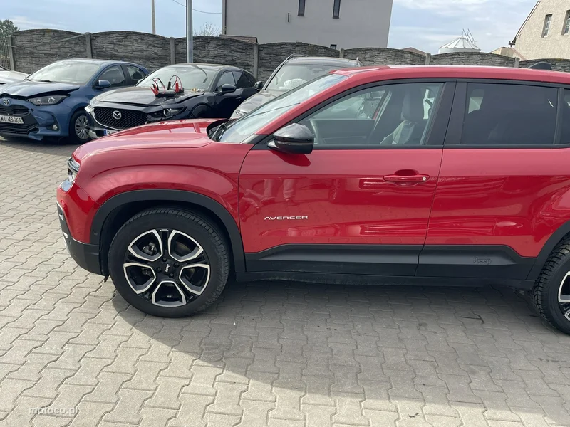 Jeep Avenger 6