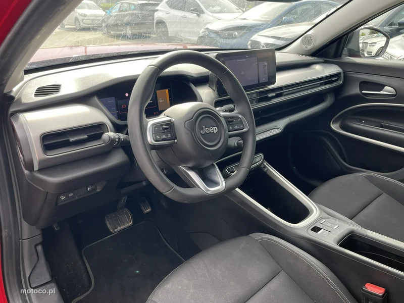 Jeep Avenger 7