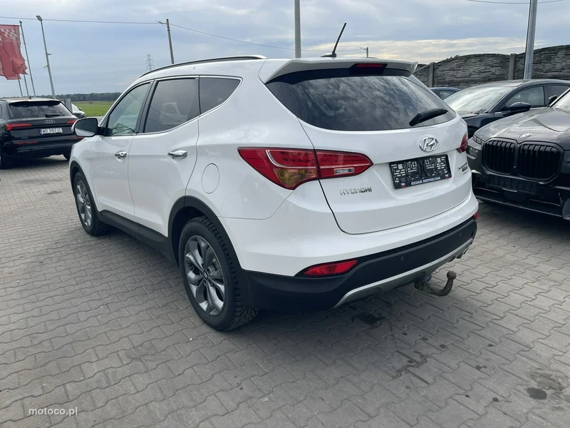 Hyundai SANTA FE 2