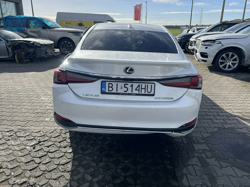 Lexus ES300 4