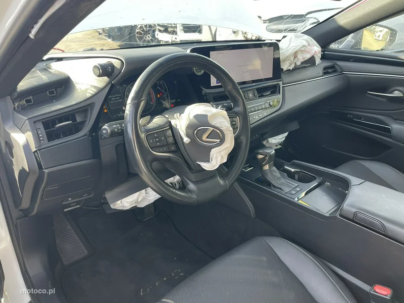 Lexus ES300 10