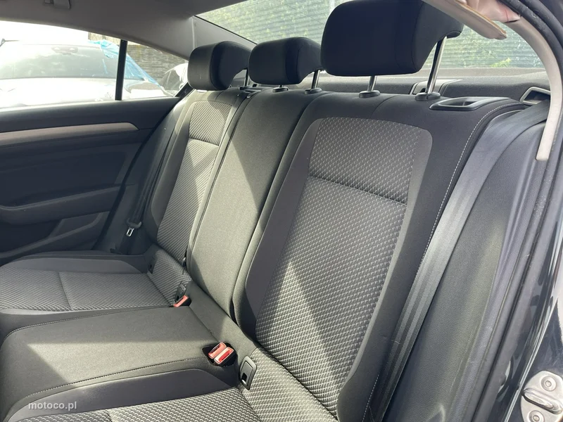 Volkswagen Passat B8 10