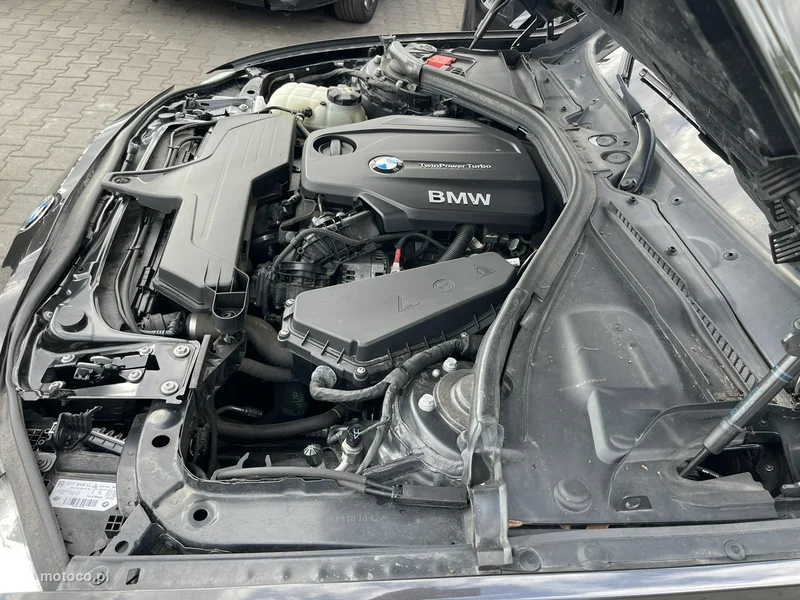 BMW Seria 3 F30 320 13