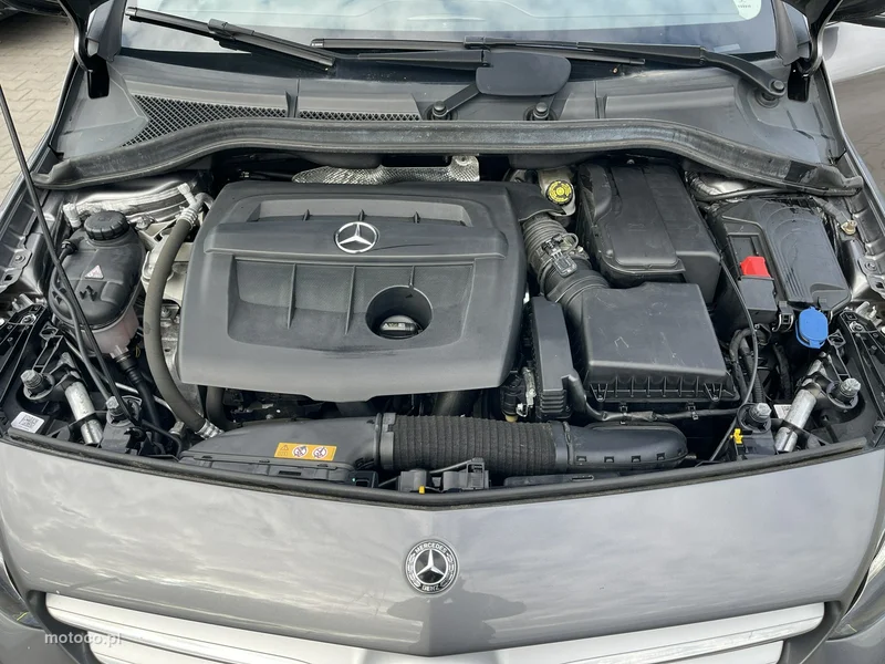 Mercedes-Benz Klasa B W246 B 180 13