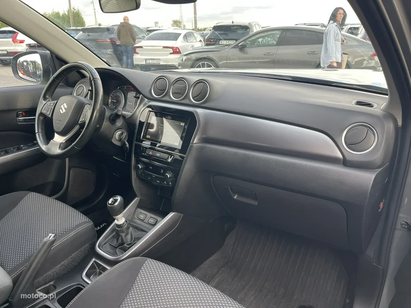 Suzuki Vitara 12